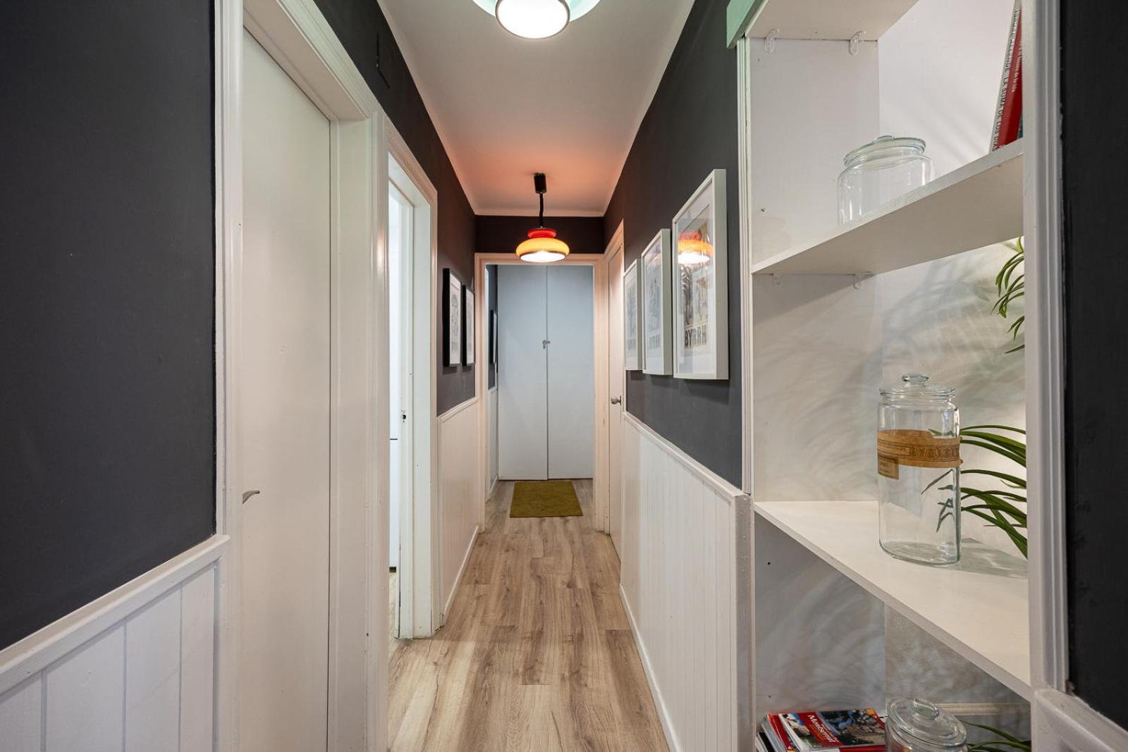 Vintage 3 Bdr Apartment Esplugues de Llobregat Dış mekan fotoğraf